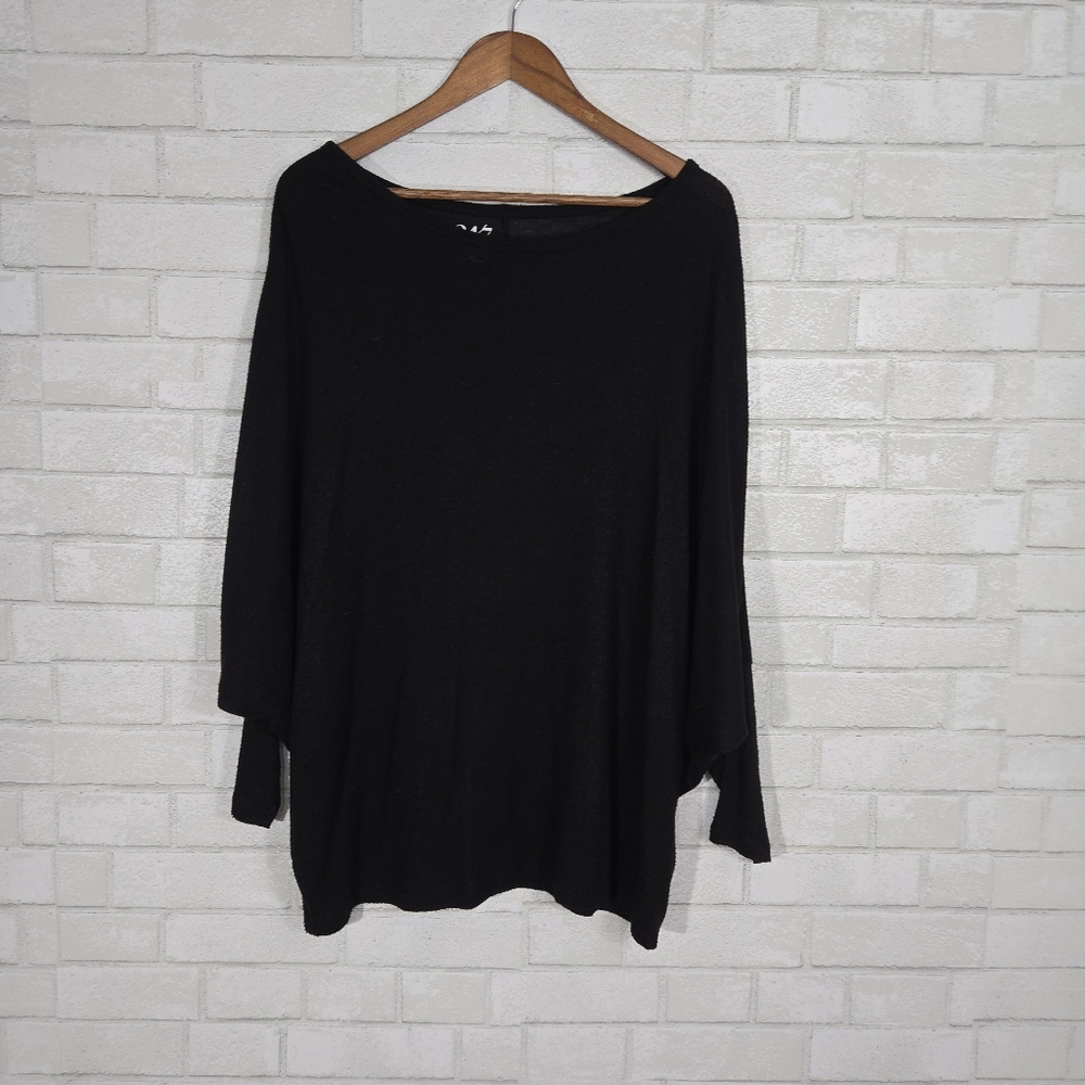 24/7 Maurices lightweight sweater/ long sleeve